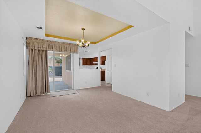 611 Chuckwagon Road SE, Rio Rancho, NM 87124