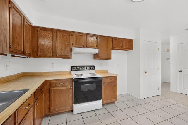 611 Chuckwagon Road SE, Rio Rancho, NM 87124