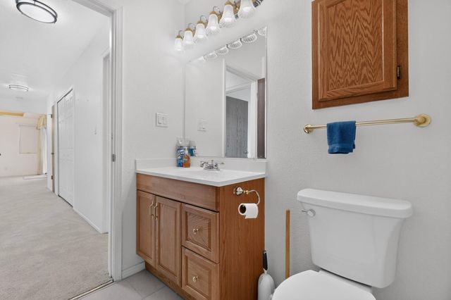 611 Chuckwagon Road SE, Rio Rancho, NM 87124