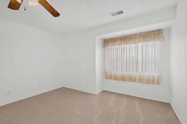 611 Chuckwagon Road SE, Rio Rancho, NM 87124