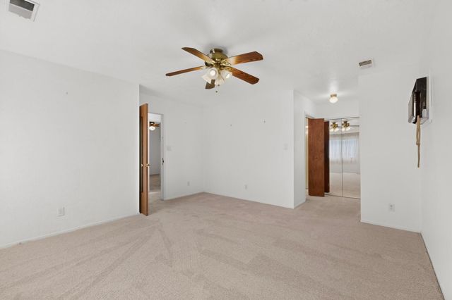 611 Chuckwagon Road SE, Rio Rancho, NM 87124