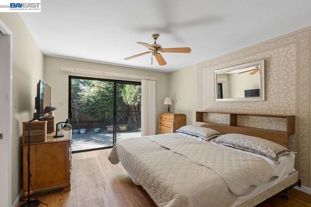 1112 San Antonio Ave, Alameda, CA 94501