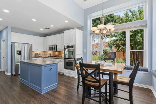8609 Spectrum Drive, Mckinney, TX 75072