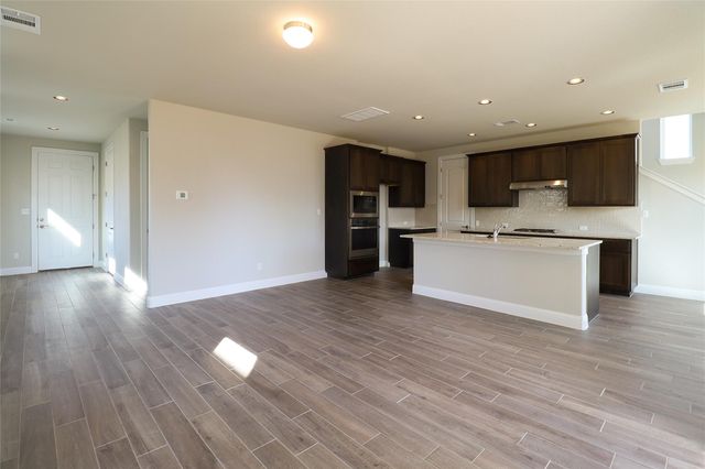 105 Bent Trail LN, Georgetown, TX 78628