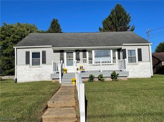 4117 9th Avenue, Vienna, WV 26105