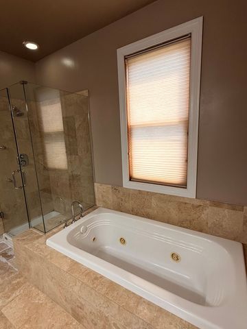 3862 S Lake Park Avenue 1s, Chicago, IL 60653