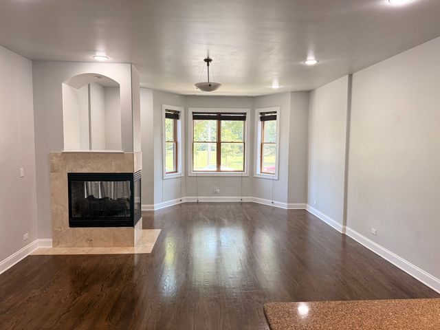 3862 S Lake Park Avenue 1s, Chicago, IL 60653