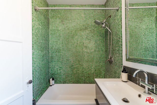 6109 Melvil Street, Culver City, CA 90232