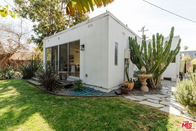 6109 Melvil Street, Culver City, CA 90232