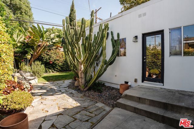 6109 Melvil Street, Culver City, CA 90232