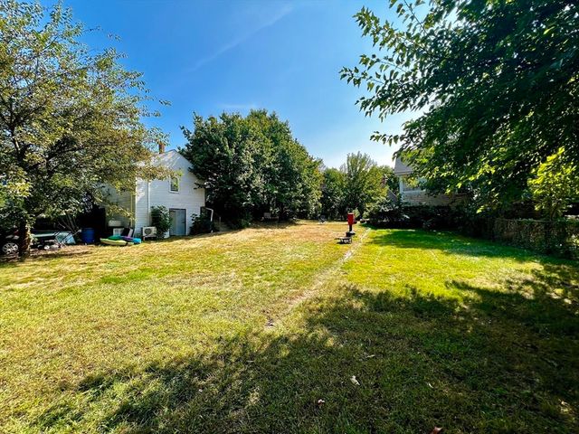 572 Main Street B, Watertown, MA 02472
