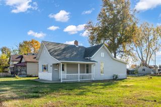 215 E Main Street, Mooresville, IN 46158