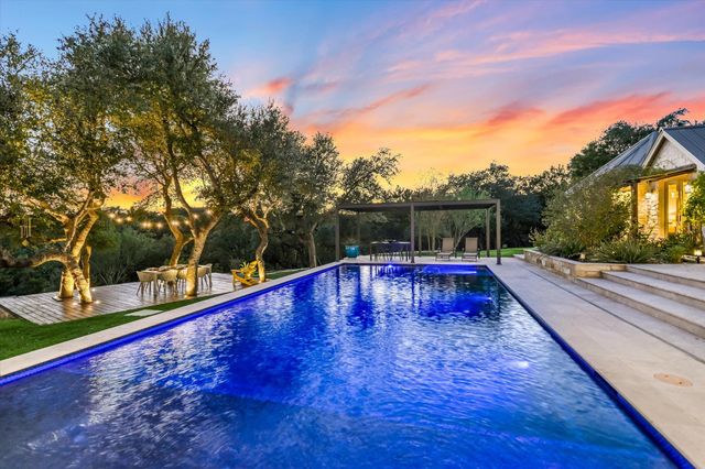 601 Crystal Creek DR, Austin, TX 78746