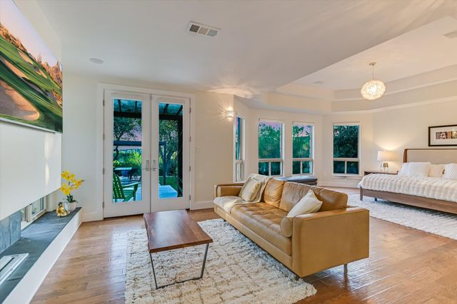 601 Crystal Creek DR, Austin, TX 78746