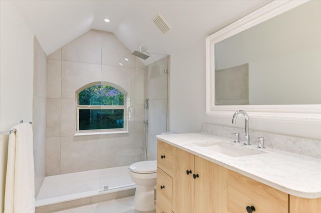 601 Crystal Creek DR, Austin, TX 78746