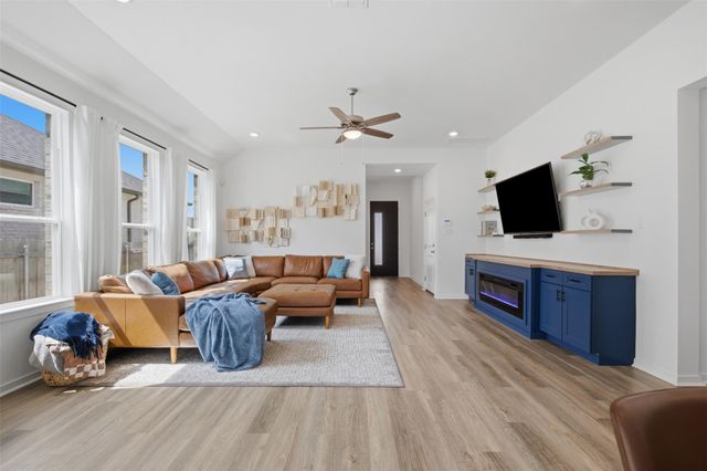 12528 Cockatoo XING, Manor, TX 78653