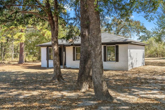 13 Merlin Spur, Huntsville, TX 77320
