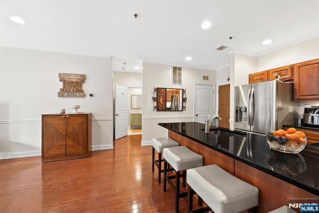 87 Jackson Street 2C, Hoboken, NJ 07030