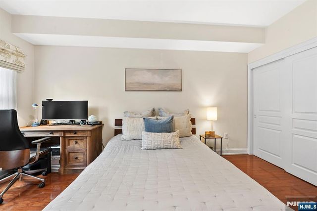 87 Jackson Street 2C, Hoboken, NJ 07030