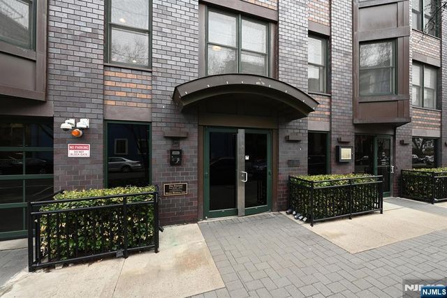 87 Jackson Street 2C, Hoboken, NJ 07030