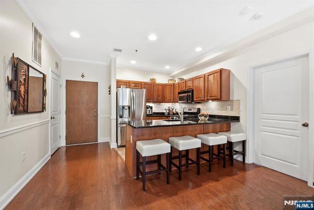 87 Jackson Street 2C, Hoboken, NJ 07030