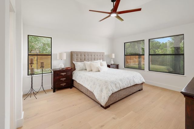 7705 Jester BLVD, Austin, TX 78750