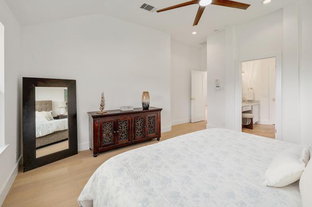 7705 Jester BLVD, Austin, TX 78750