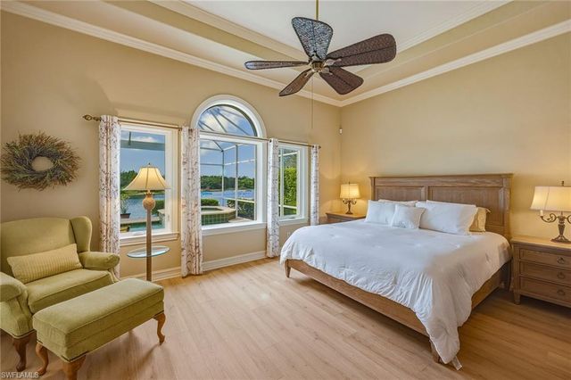 8476 Mallards PT, Naples, FL 34114