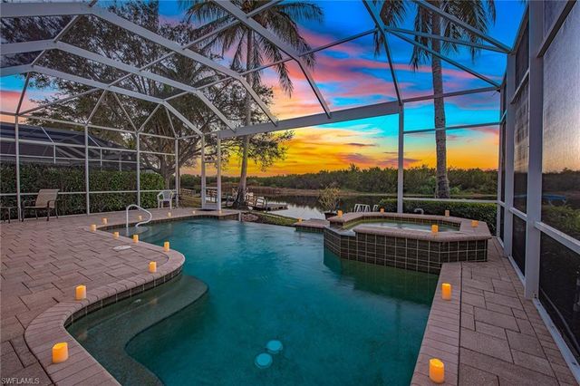 8476 Mallards PT, Naples, FL 34114