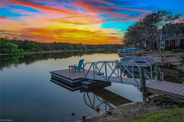 8476 Mallards PT, Naples, FL 34114