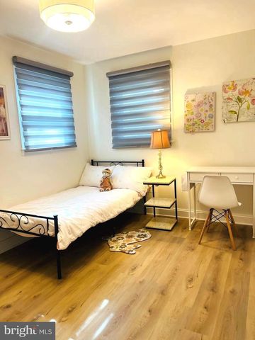 8802 2ND AVE, Silver Spring, MD 20910