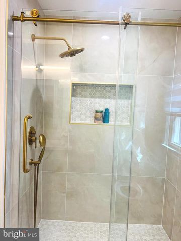 8802 2ND AVE, Silver Spring, MD 20910