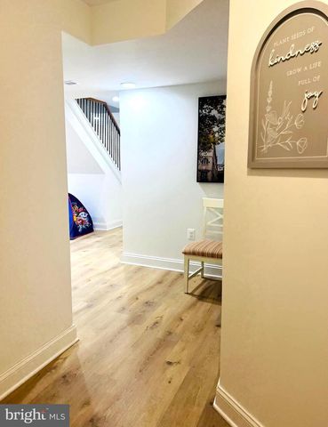 8802 2ND AVE, Silver Spring, MD 20910