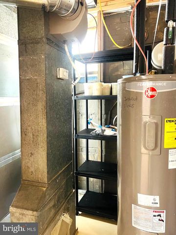 8802 2ND AVE, Silver Spring, MD 20910