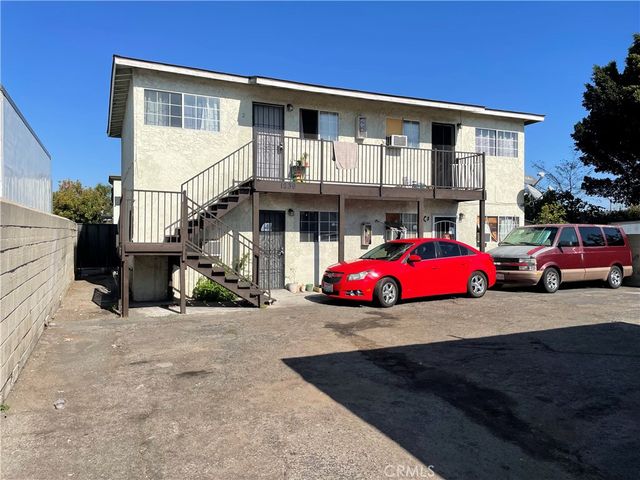 1019 S Bristol, Santa Ana, CA 92703