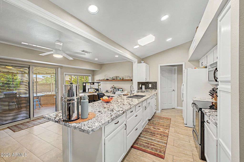 13909 W SPRINGDALE Drive, Sun City West, AZ 85375 — photo 4