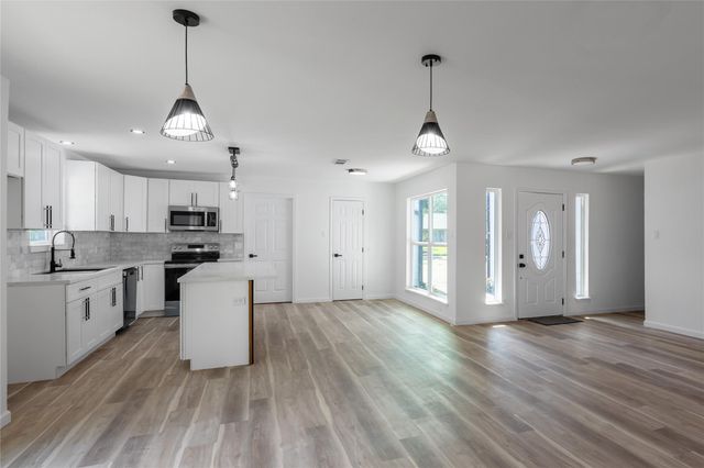 1011 Crossfield Drive, Katy, TX 77450