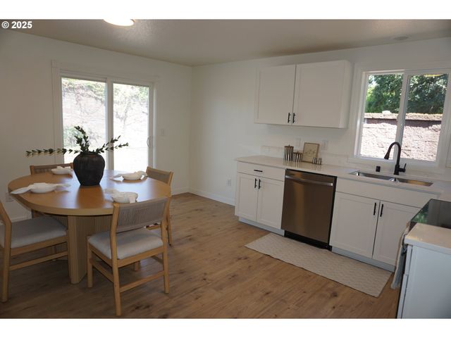 7012 Ne 149TH Ct, Vancouver, WA 98682