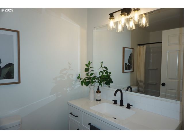 7012 Ne 149TH Ct, Vancouver, WA 98682