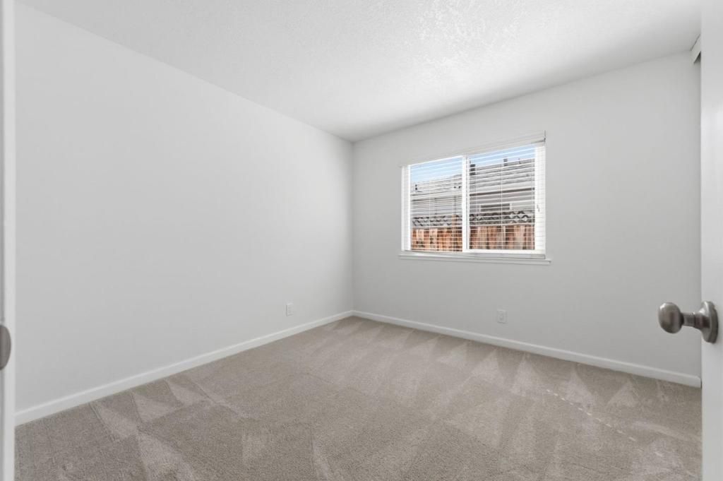 Image 17 of property listing at 5349 Entrada Oleandros, San Jose, CA 95123