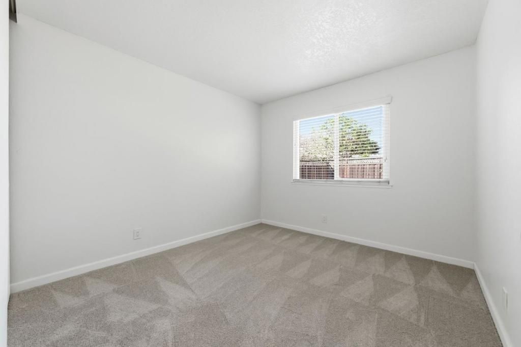 Image 22 of property listing at 5349 Entrada Oleandros, San Jose, CA 95123