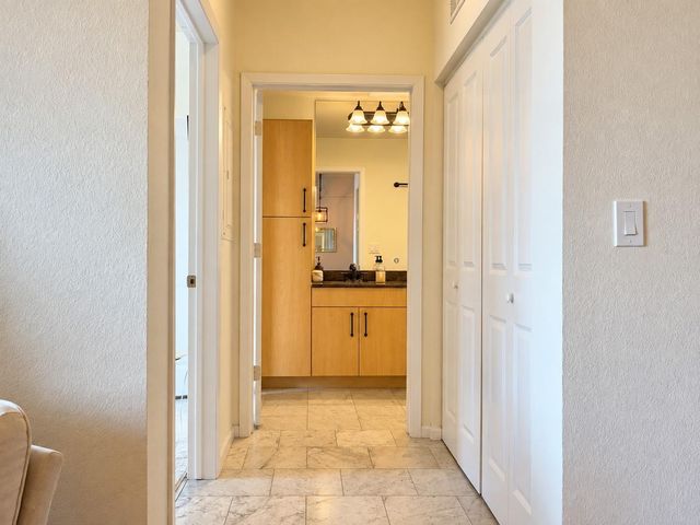 3505 Sage Road 507, Houston, TX 77056