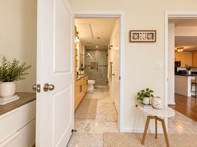3505 Sage Road 507, Houston, TX 77056