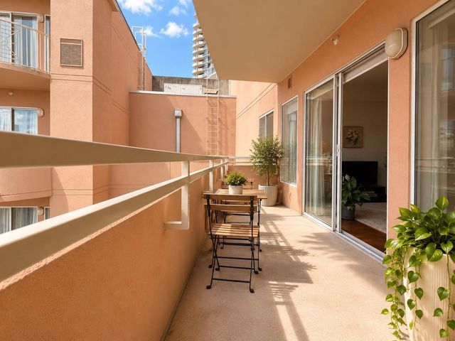 3505 Sage Road 507, Houston, TX 77056