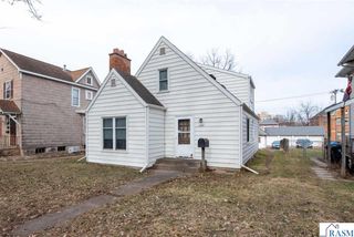 320 N 4th Street, Mankato, MN 56001