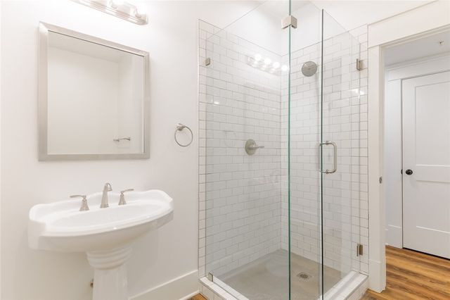 144 N Washington Avenue 102, Fayetteville, AR 72701