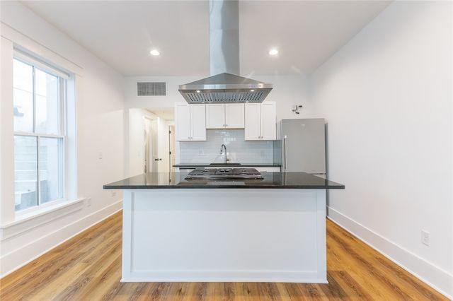 144 N Washington Avenue 102, Fayetteville, AR 72701