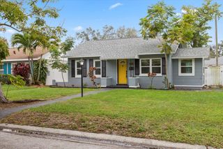 3806 6TH AVENUE N 1/2, St Petersburg, FL 33713