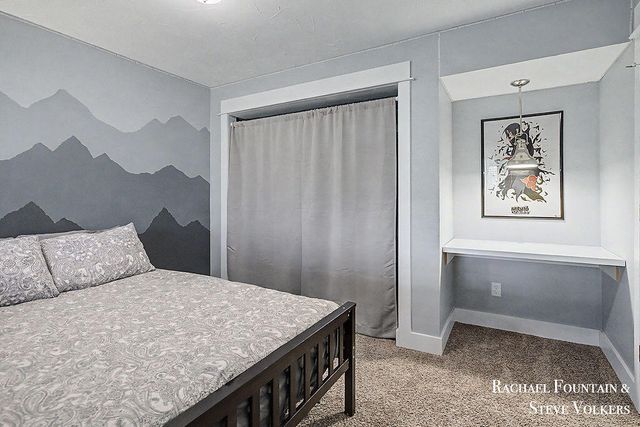 9170 Costner Drive, Caledonia, MI 49316