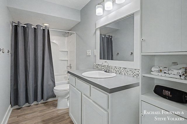9170 Costner Drive, Caledonia, MI 49316